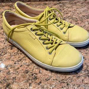 Ecco soft 7 lemon yellow sneakers size 38
